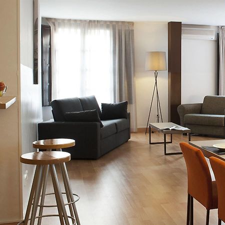 Aspasios Plaza Real Apartments Barcelona Rom bilde